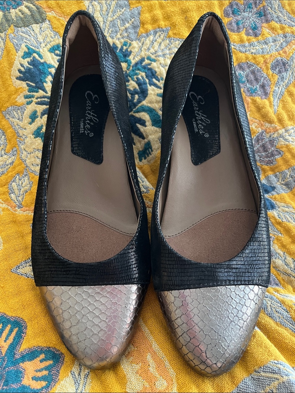 Earthies Black Flats with Silver Snake-Texture Cap Toe